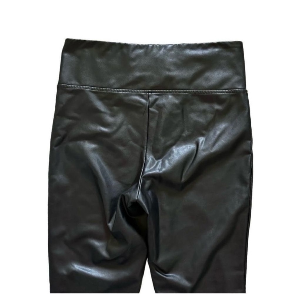 Badgley Mischka Studio Faux Leather Ankle Pants Size Medium - Picture 5 of 8